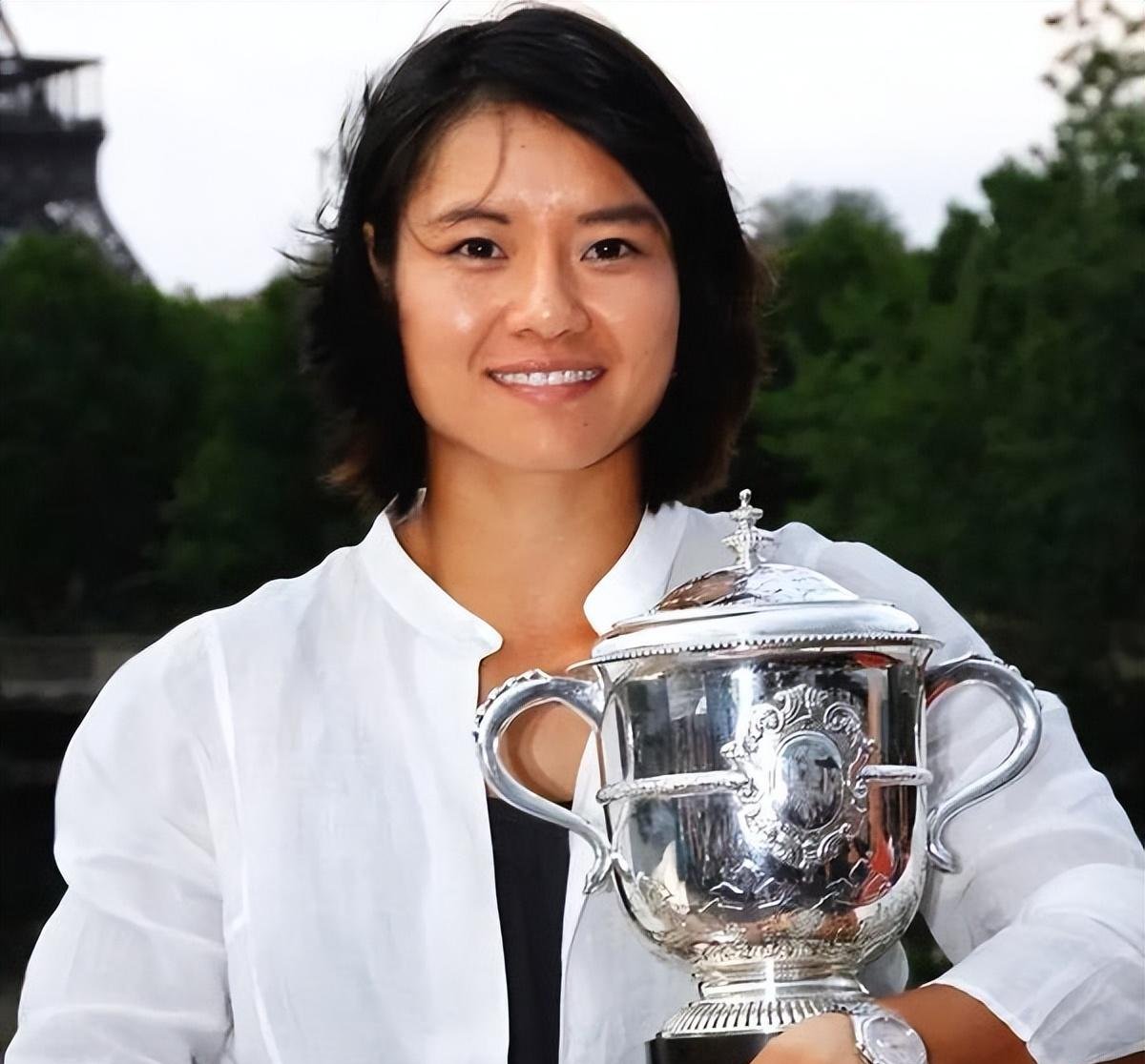 李娜高分数据敲定再成焦点(中国女排新任主教练敲定视频全部) 李娜高分数据敲定再成焦点(中国女排新任主教练敲定视频全部)